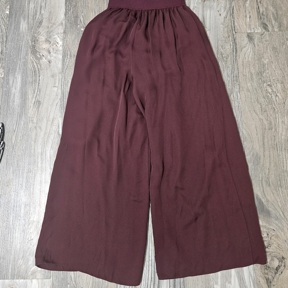 Theory wide leg jumpsuit size P silk - Picture 10 of 12